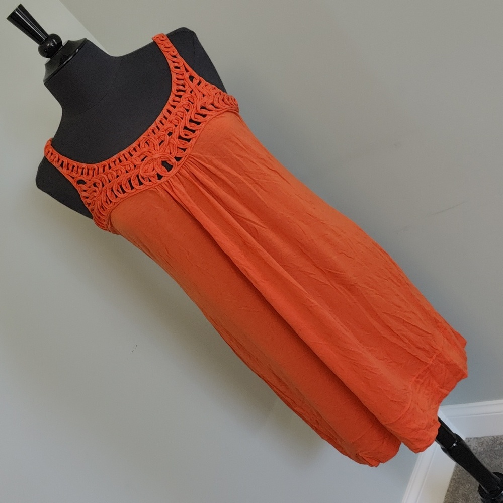 Laundry by Shelli Segal size L